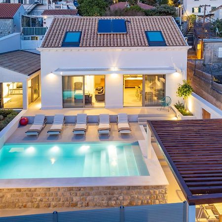 Brand New Villa Carmelita Exclusive With Free Smart Car ดูบรอฟนิก ภายนอก รูปภาพ