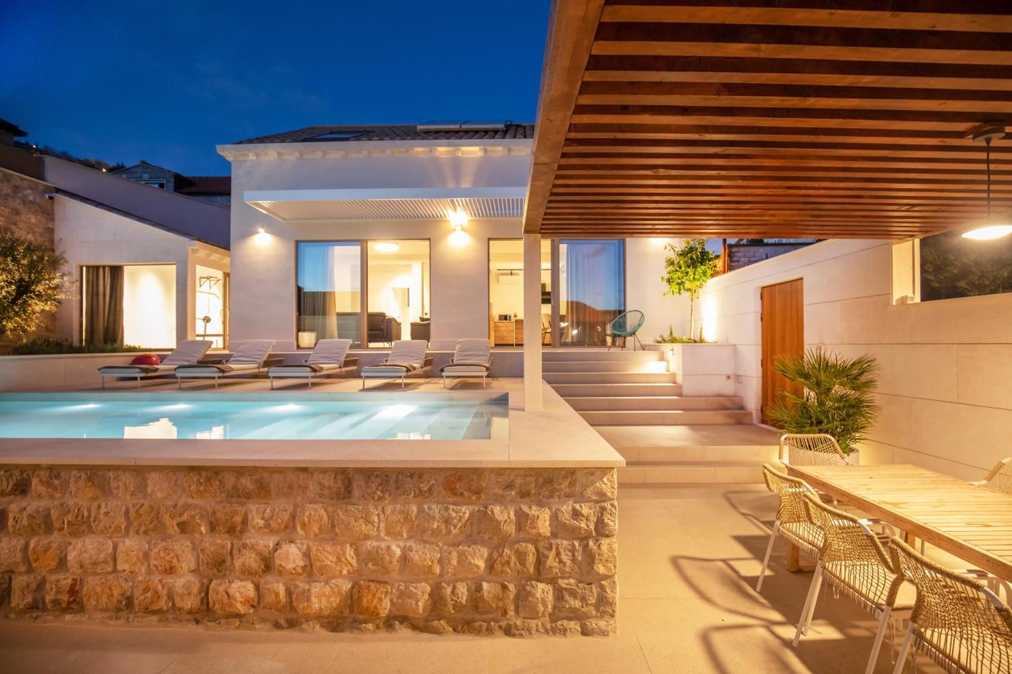 Brand New Villa Carmelita Exclusive With Free Smart Car ดูบรอฟนิก ภายนอก รูปภาพ