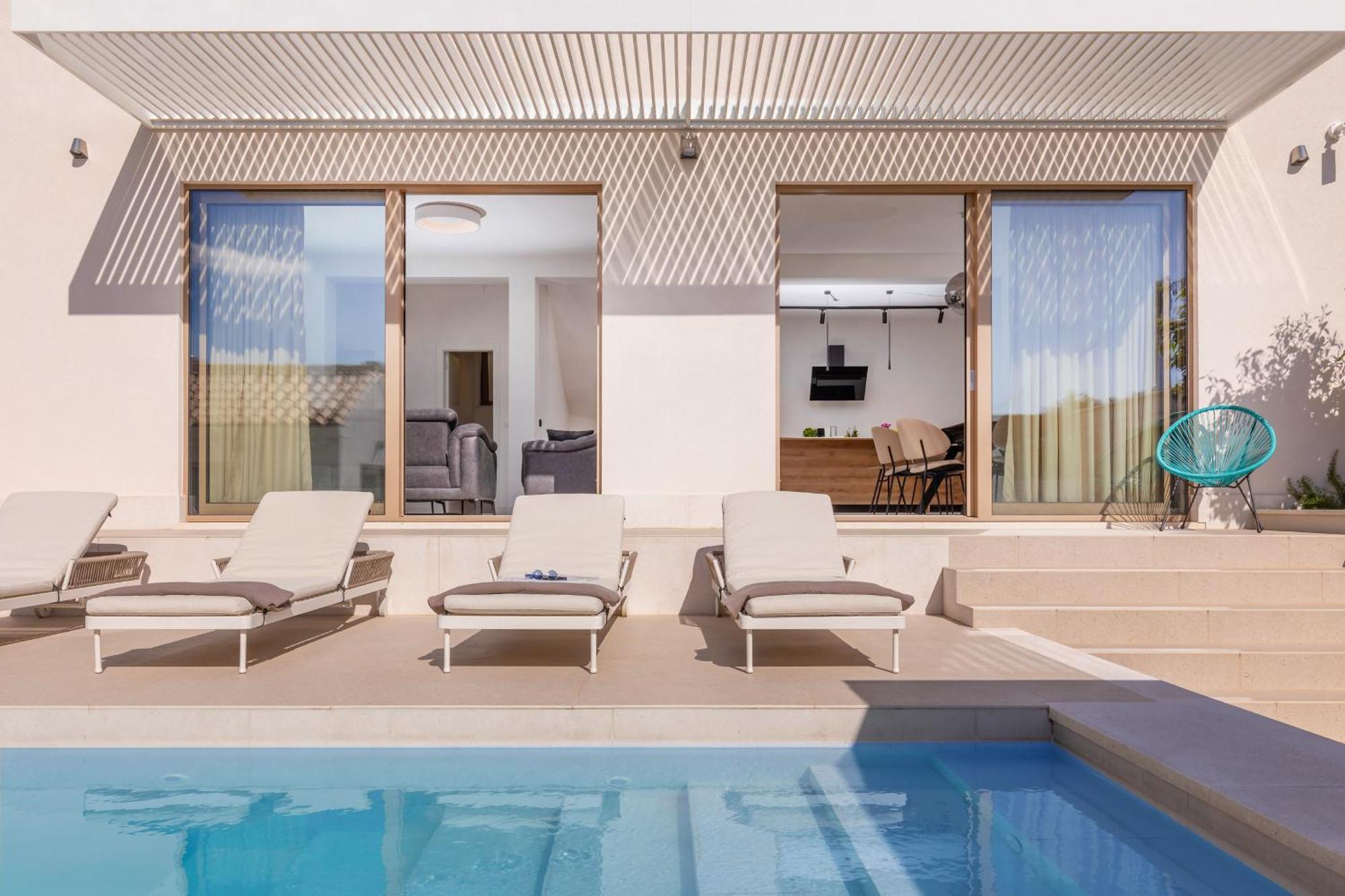 Brand New Villa Carmelita Exclusive With Free Smart Car ดูบรอฟนิก ภายนอก รูปภาพ