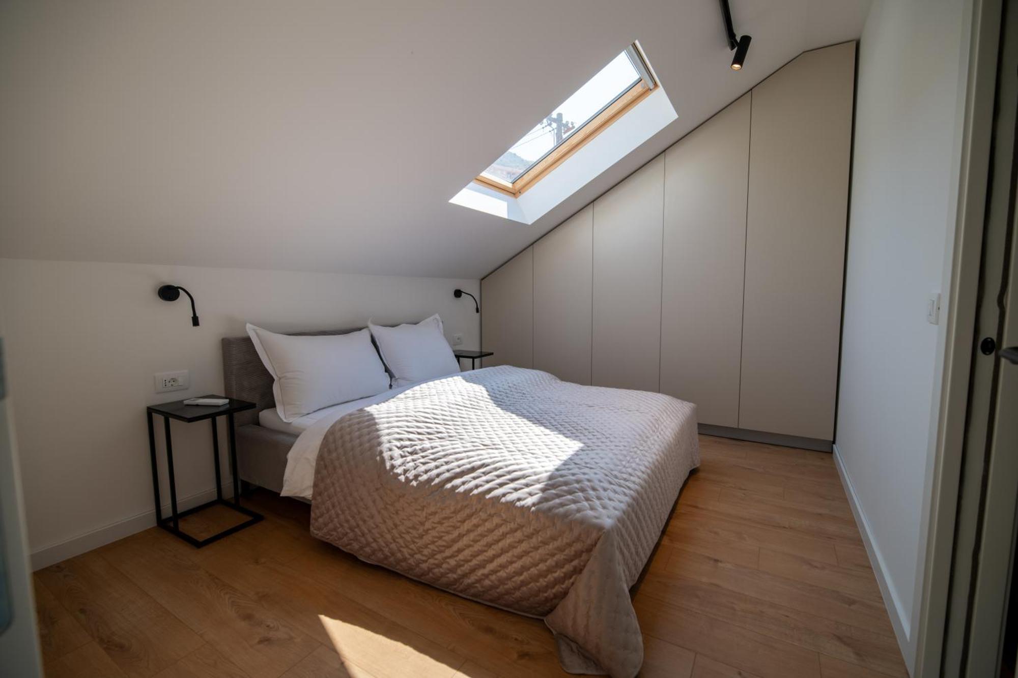 Brand New Villa Carmelita Exclusive With Free Smart Car ดูบรอฟนิก ภายนอก รูปภาพ